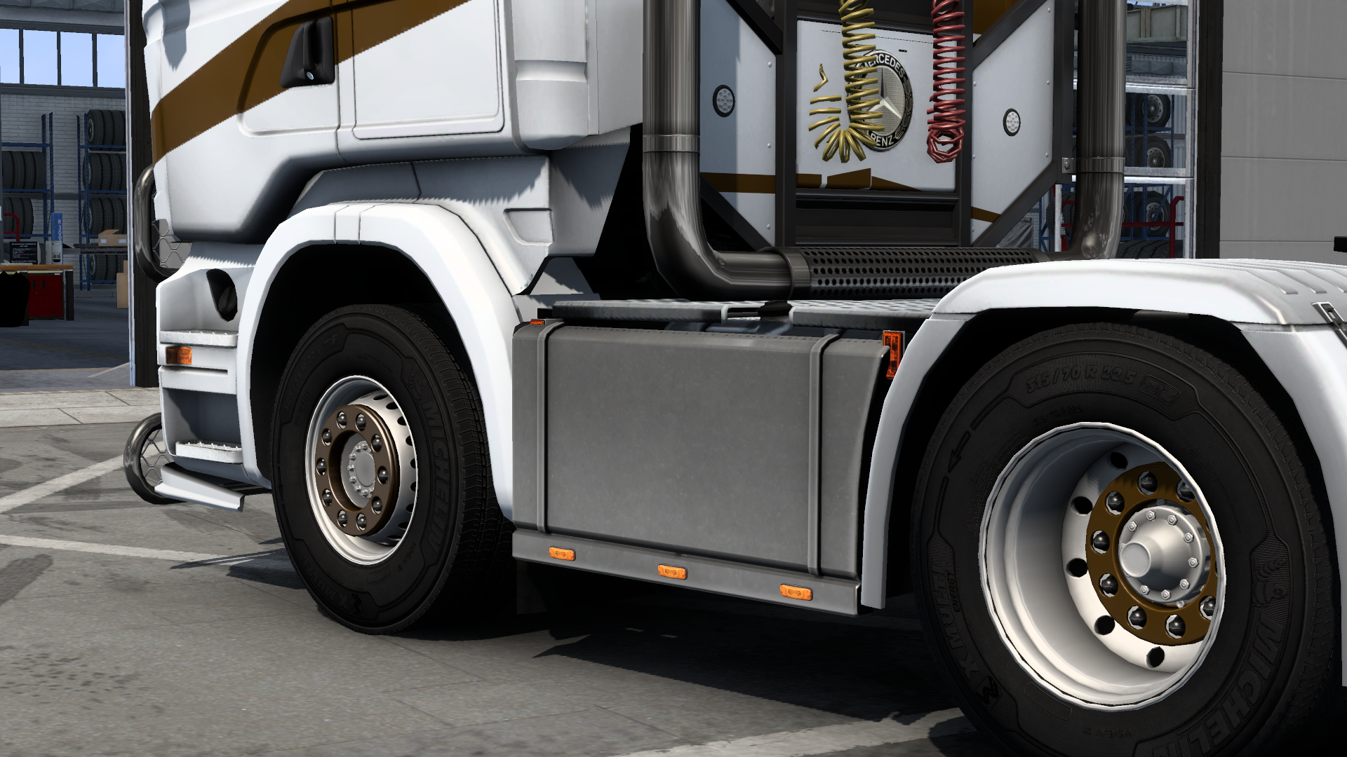 sideskirt