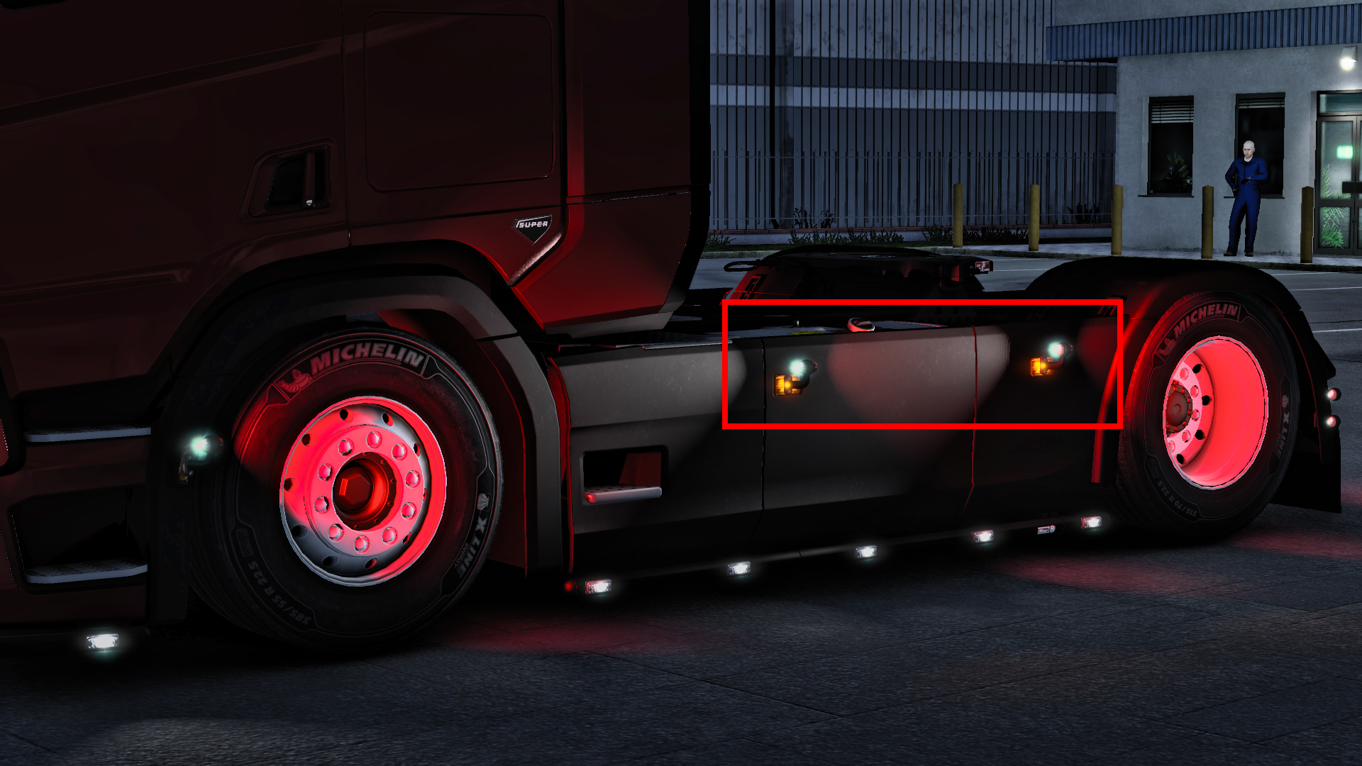 4x2 SideSkirt (stock) with smalllights