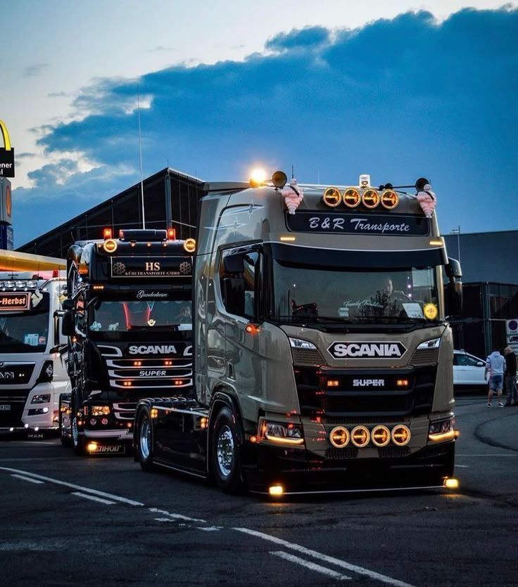 Scania made to scale