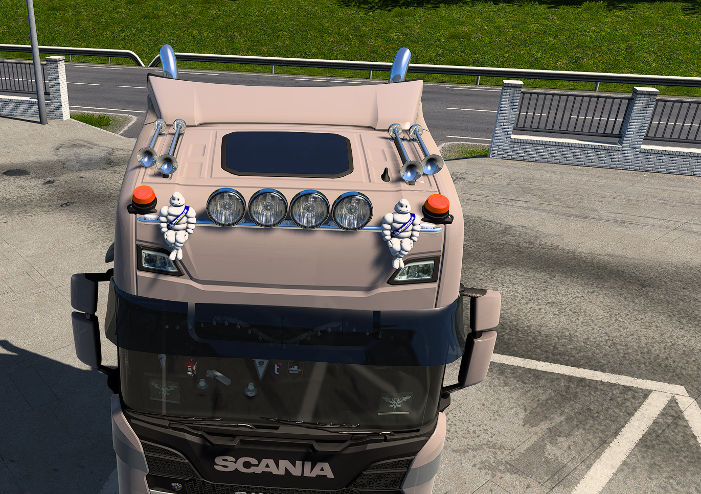 Scania S R_Grill