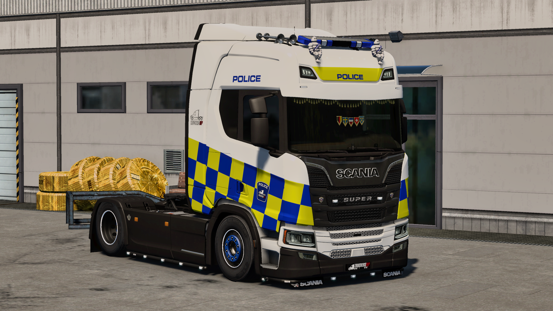 Scania R High Roof police paintjob