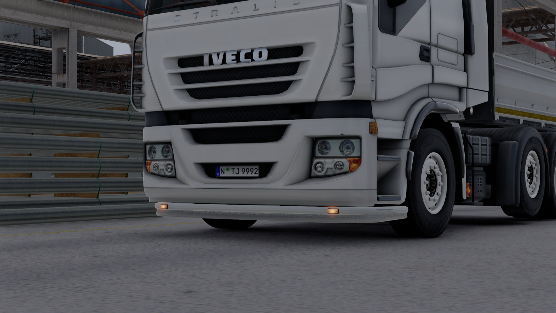 Stralis b_grill