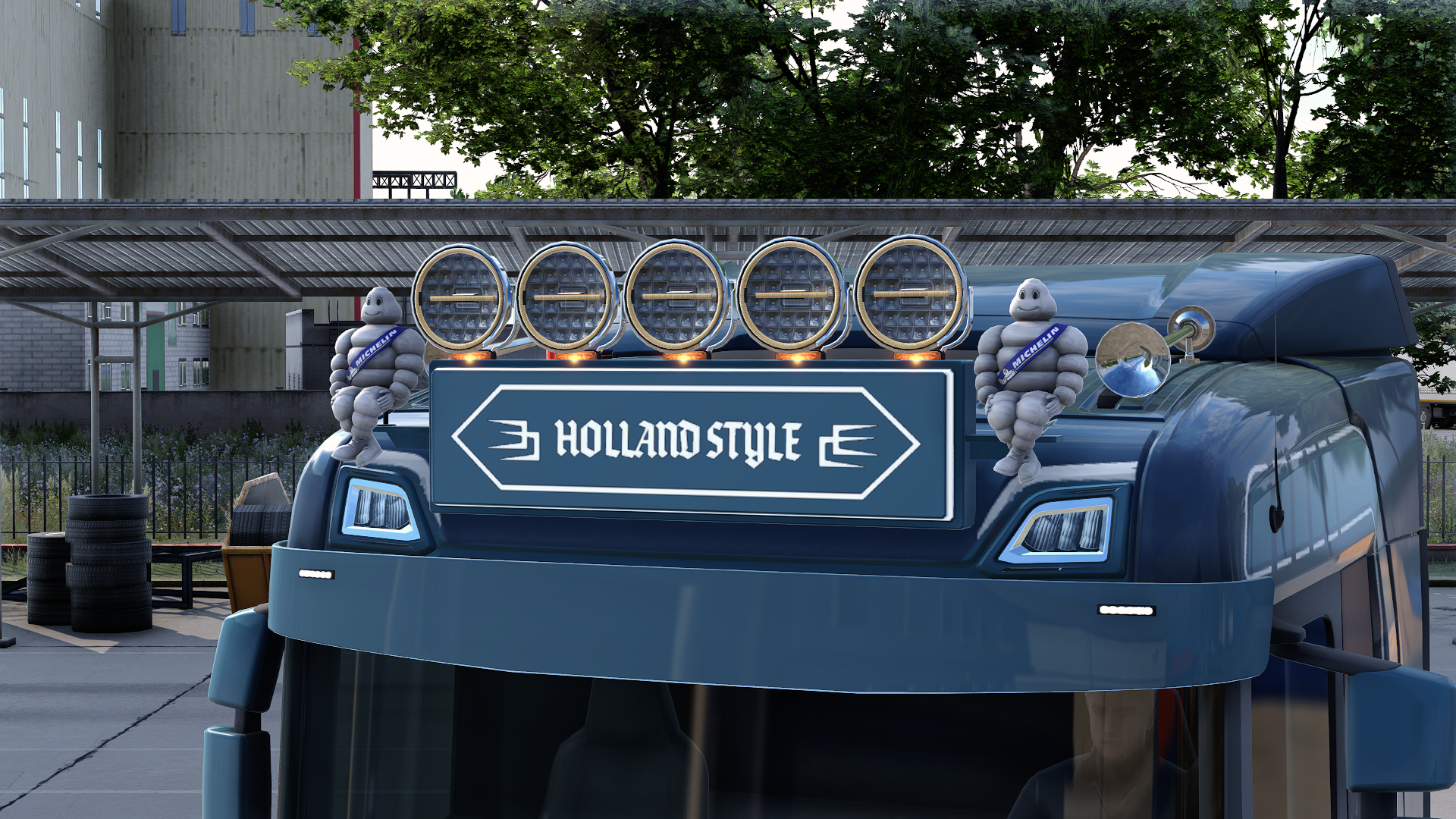 Scania R LowRoof Lightbox