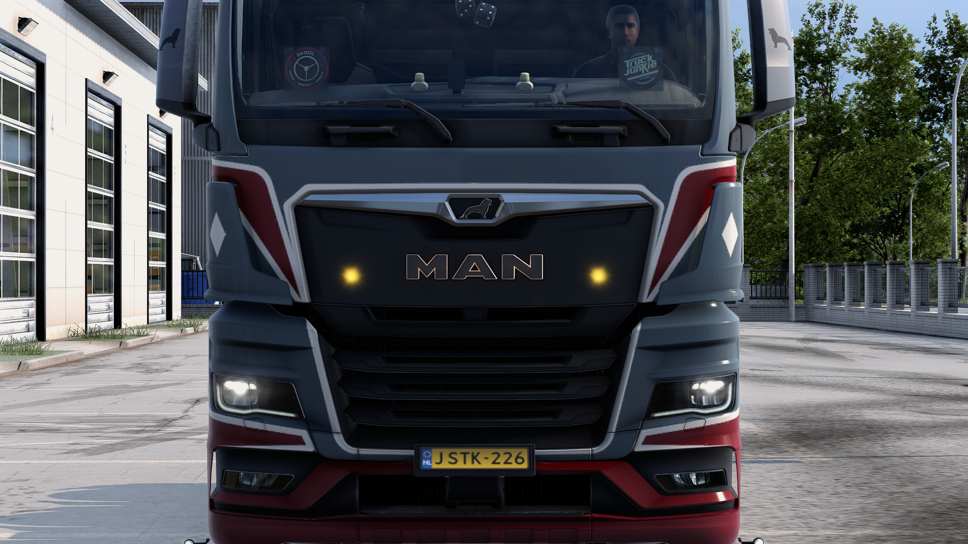 TGX 2020 Grill Lights