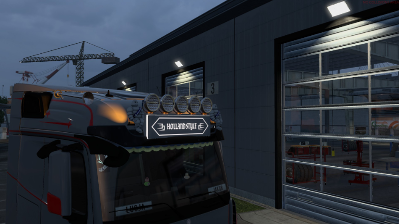 Lightbox Actros small cab