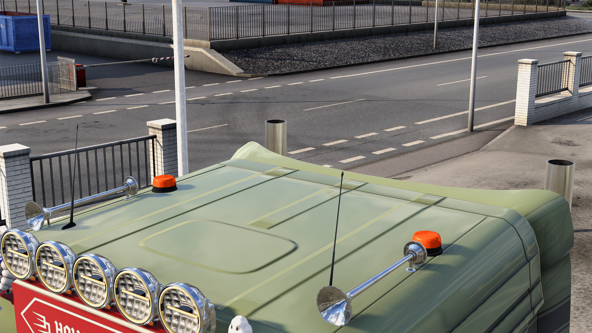 XF 106 low cab Beacons