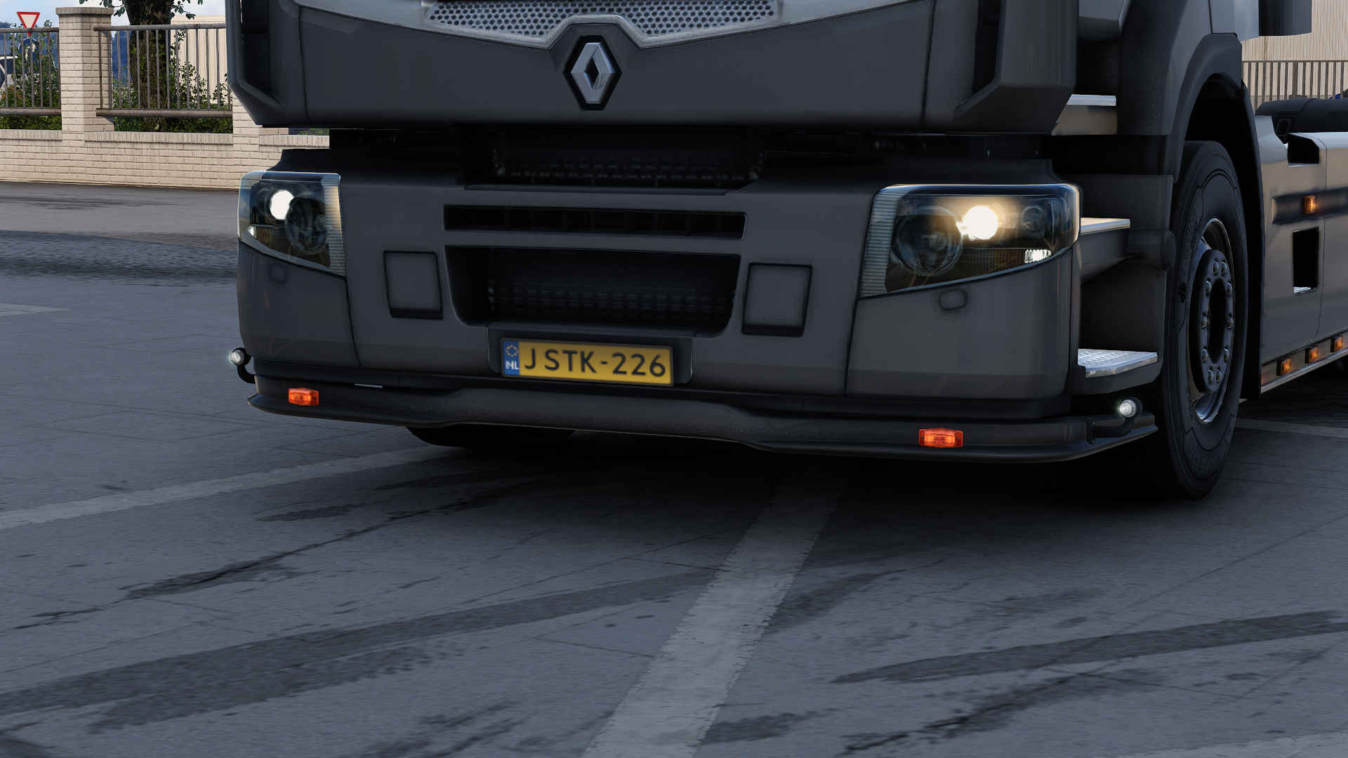 Renault Premium b_grill