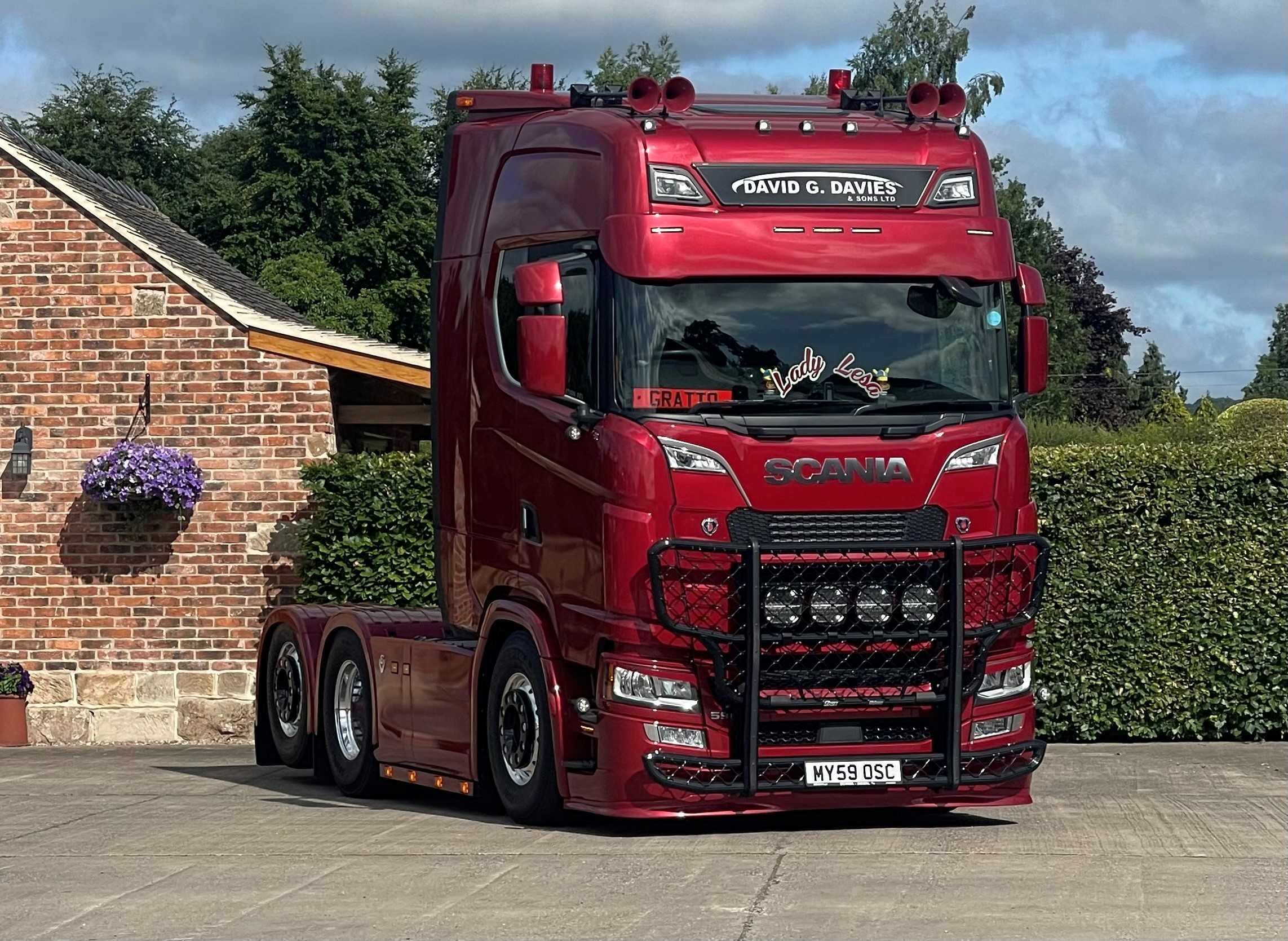 Scania S british show truck